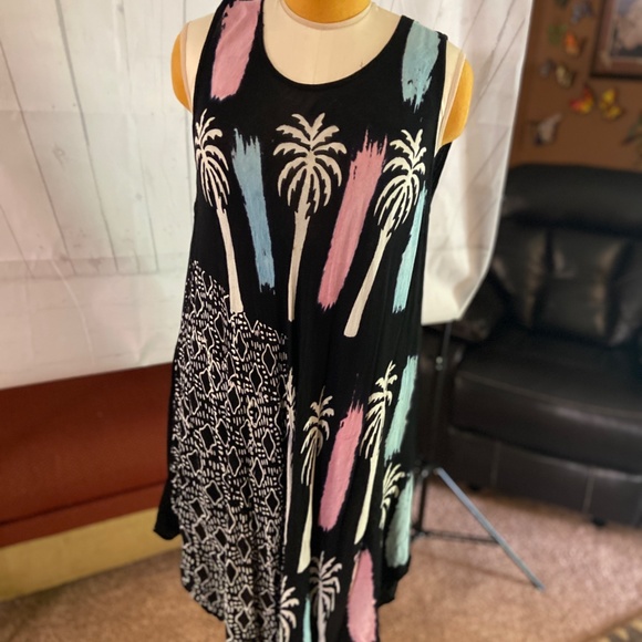 Dresses & Skirts - Plus size summer dress in soft black pink and teal size 2X/3x